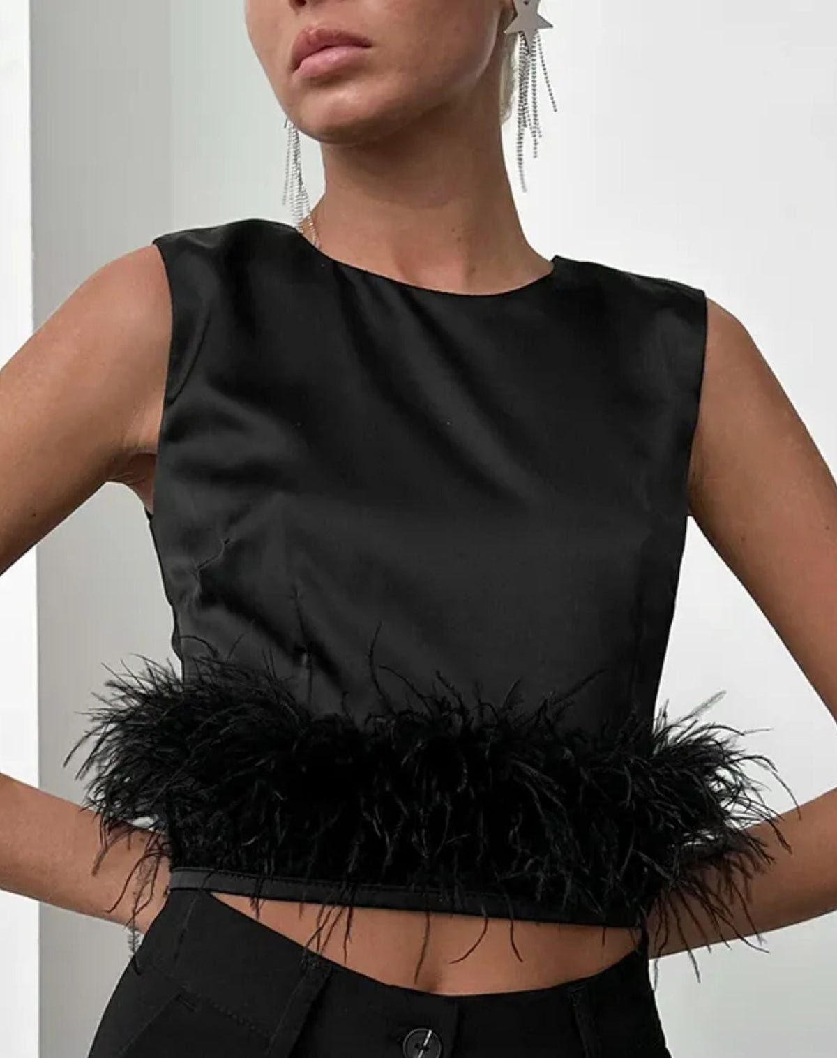 Blusa Noir Feather
